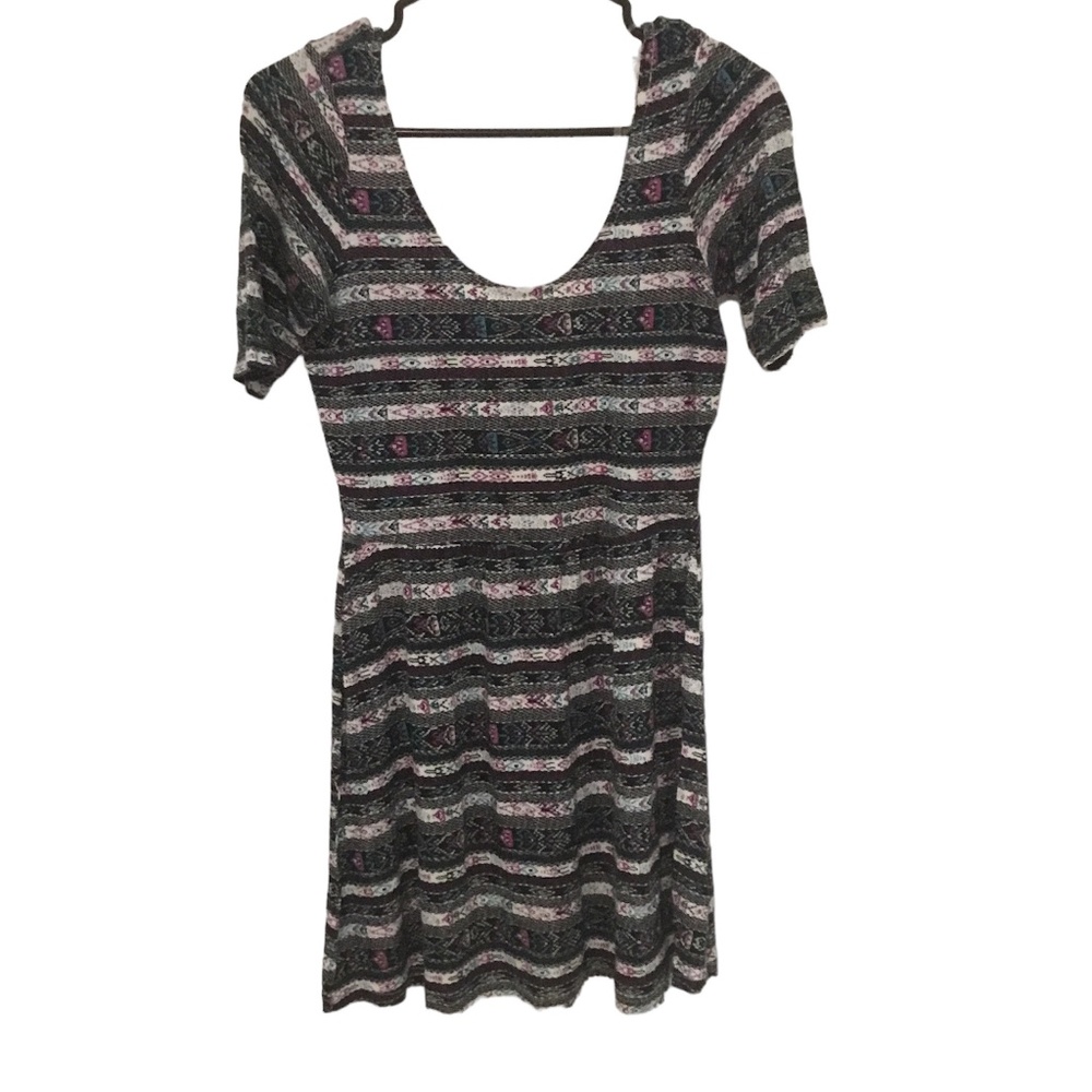 Ardene dress size small, aztec pattern, short sleeved, purple, black, blue